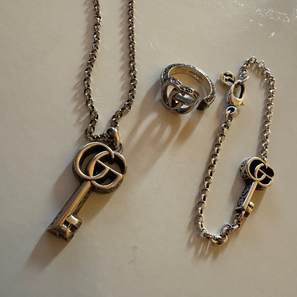 Gucci Gold and Silver Necklace - Picture 1 of 11